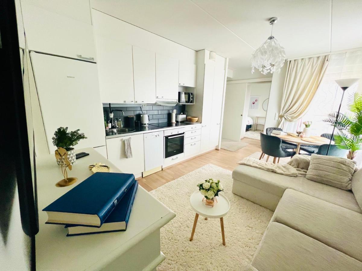 Luxury Of Aristocrats Near Airport And Jumbo Daire Vantaa Dış mekan fotoğraf